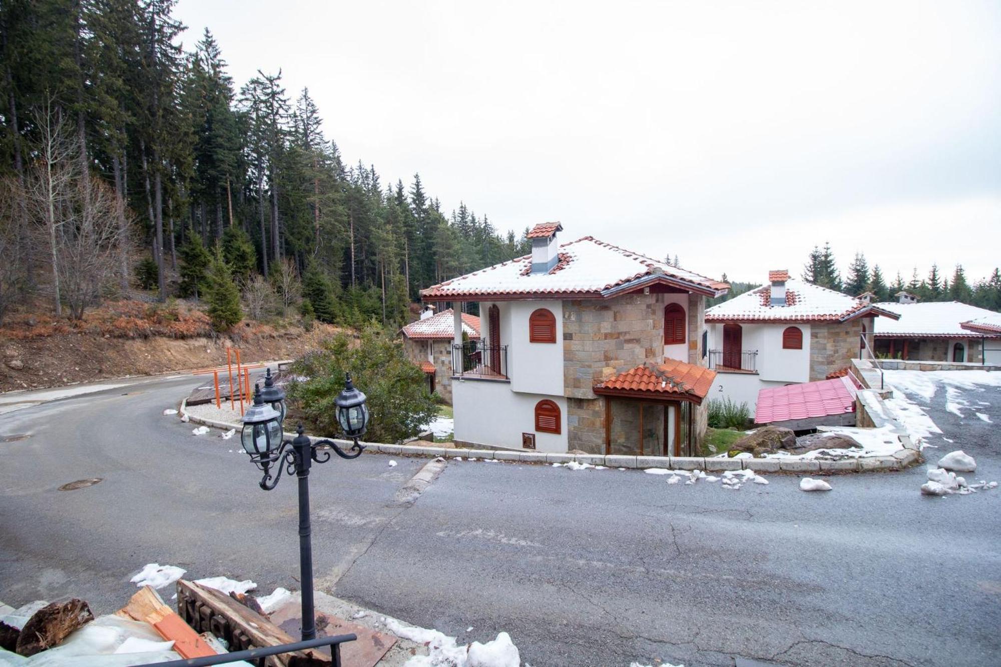 Ski Chalets At Pamporovo - An Affordable Village Holiday For Families Or Groups Exteriör bild