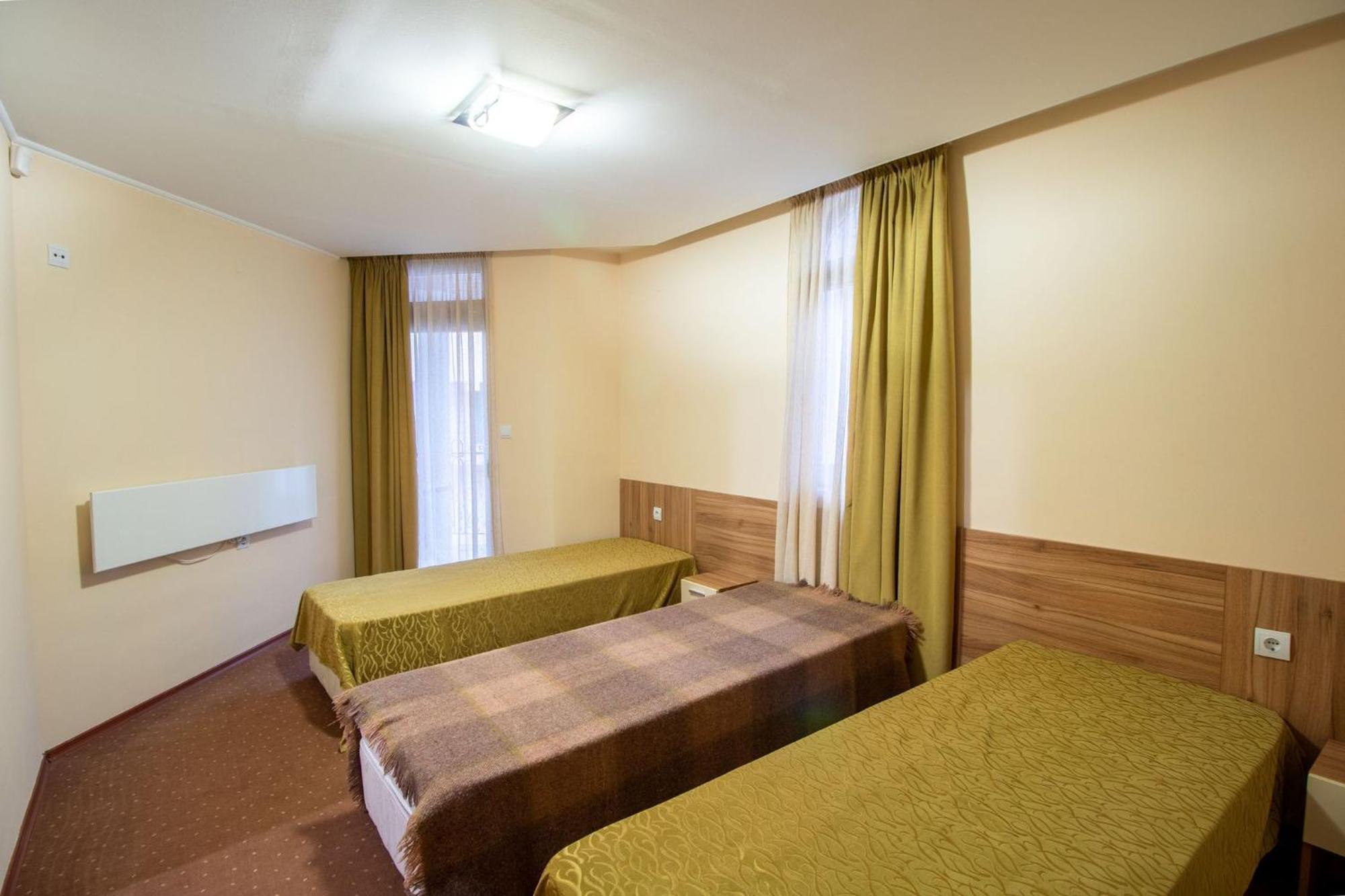 Ski Chalets At Pamporovo - An Affordable Village Holiday For Families Or Groups Exteriör bild